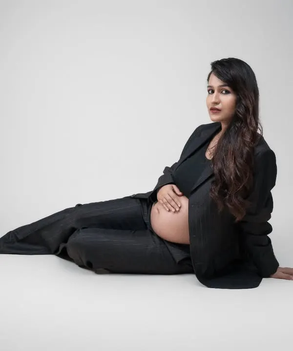 Empowered, fearless, and expecting! This stunning solo maternity shot showcases the perfect blend of elegance and confidence.