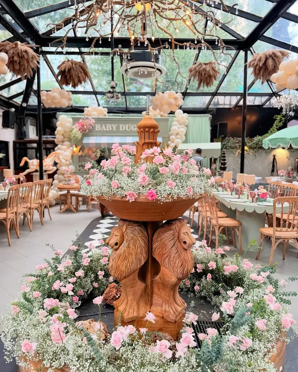 This stunning view captures the essence of the elegant Parisian-themed baby shower I designed. The entire space was transformed with a magnificent floral fountain, custom decor, and a soft, dreamy color palette to create an unforgettable welcome for the new baby.