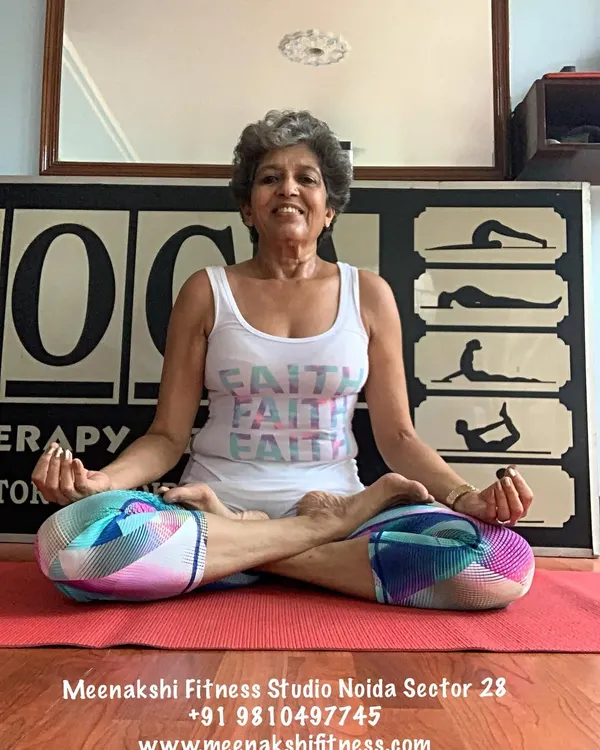 I believe in the power of a calm mind and a strong body. Here in a simple seated pose, I invite you to find your own space of peace and faith as you begin this beautiful journey.