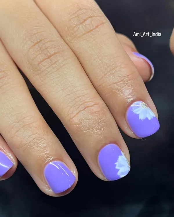 Simple and sweet hand-painted daisy art on a lovely lavender base.