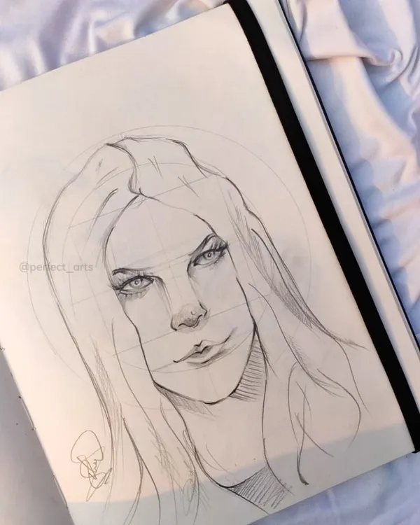 A quick portrait sketch in my doodle diary. I focus on capturing the structure of the face and a simple expression with loose lines.