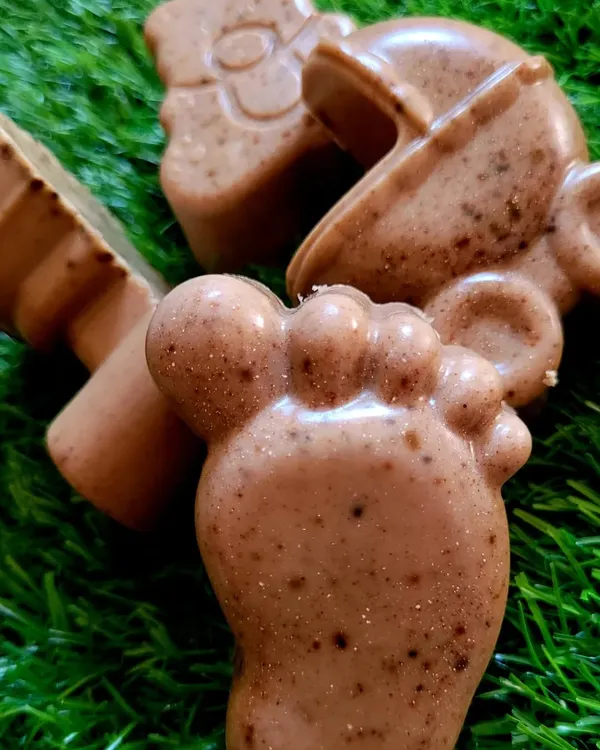 My Nalangu Maavu soaps, made especially for kids in fun shapes. This traditional herbal bath powder is known to be very gentle and good for a child's delicate skin.