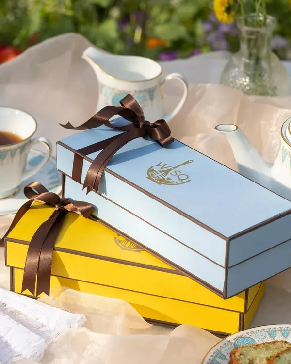 Gifting for the festival of Rakhi. We introduced our Pistachio Tea Cake in these beautiful signature gift boxes, available in yellow and Tiffany blue, tied with a satin ribbon. A perfect blend of traditional flavour and festive presentation.