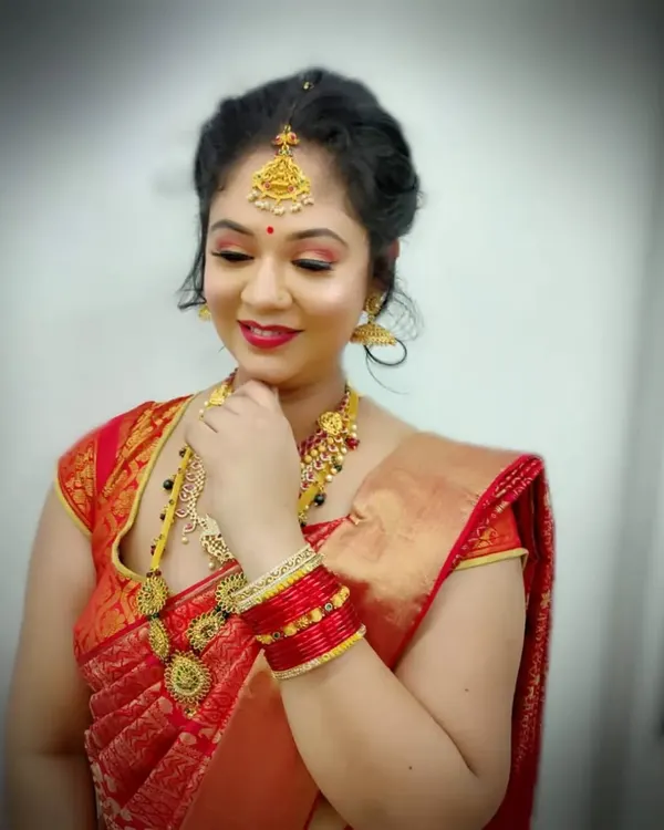 A complete South Indian bridal look created by our students. Our makeup courses teach you to master traditional looks, including flawless base application, eye makeup, and accessorizing.