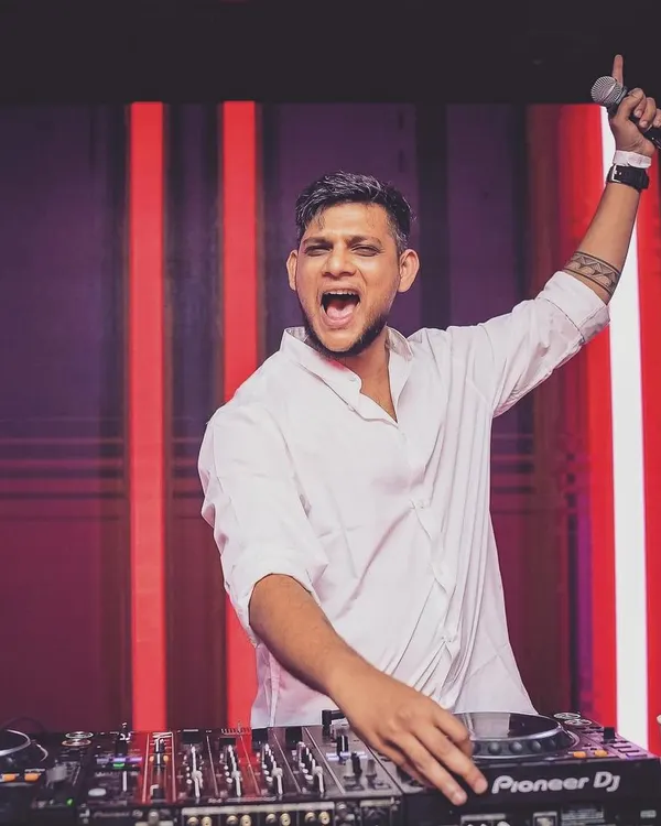 Leading the party at a New Year's Eve event for Taj MG Road. I bring high energy and professionalism, ensuring a memorable celebration for corporate clients and their guests.