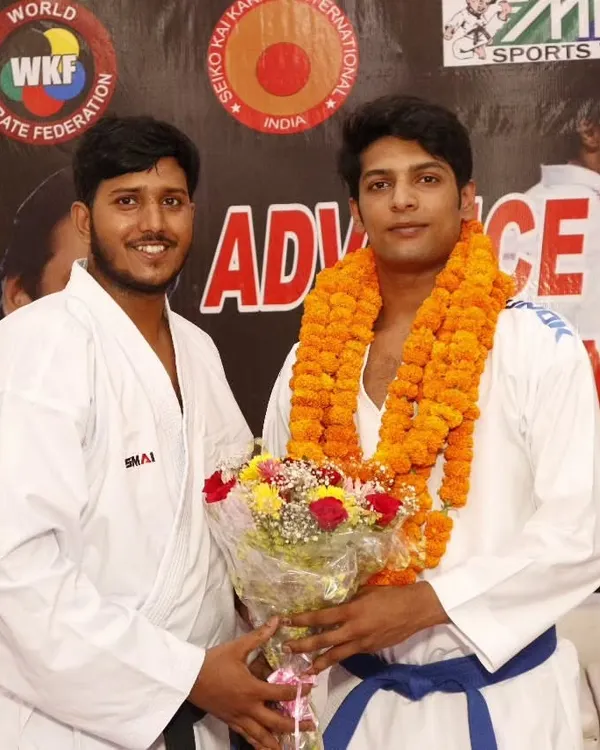 Honoring a guest instructor at our advanced Kumite seminar. We believe in learning from the best to provide the best training to our students.