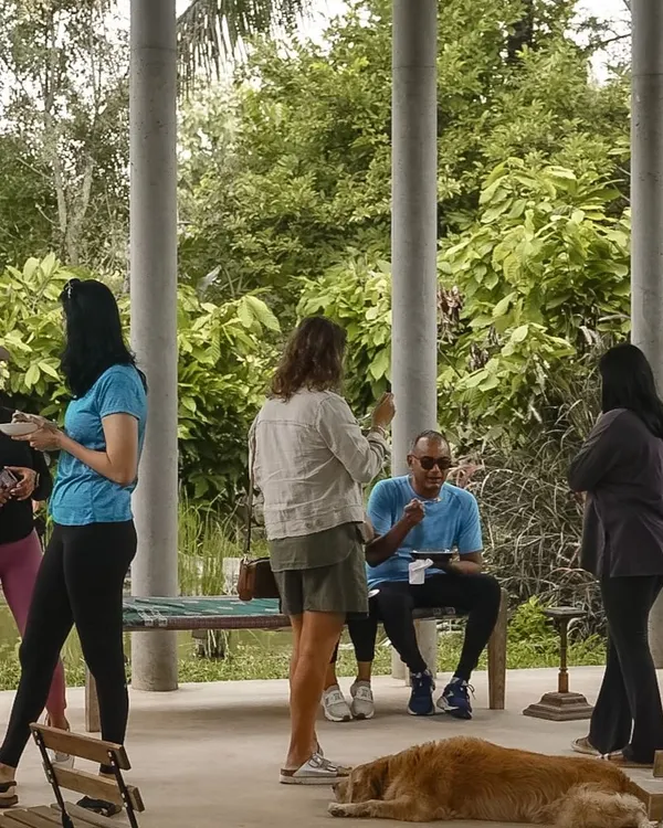 A glimpse from one of our wellness retreats. We started the day with conversations over breakfast, creating a warm and welcoming atmosphere for all participants.