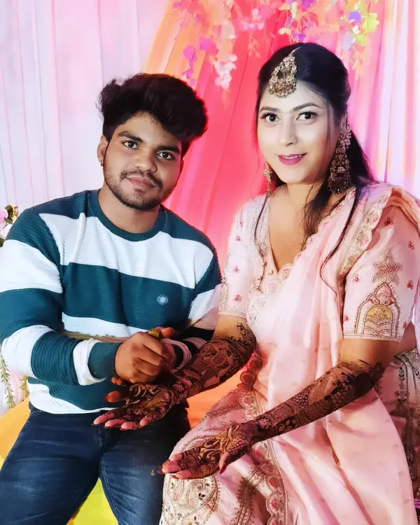 Here I am with a happy bride after completing her full bridal mehandi. I always make sure my clients are satisfied with the design and the experience.