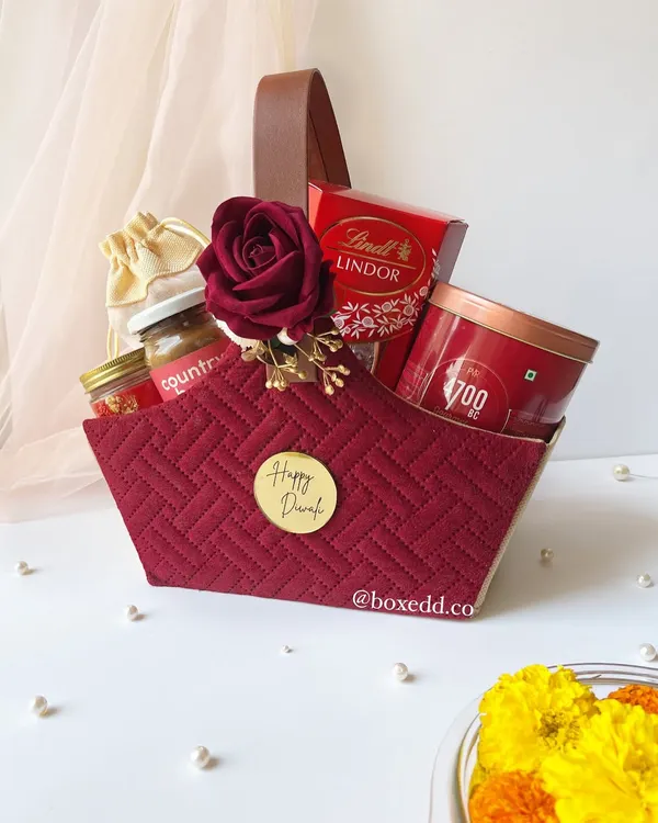 This is what gifting from the heart looks like. I curated this luxurious quilted basket with premium gourmet treats and festive essentials to create a Diwali gift that is both beautiful and useful.