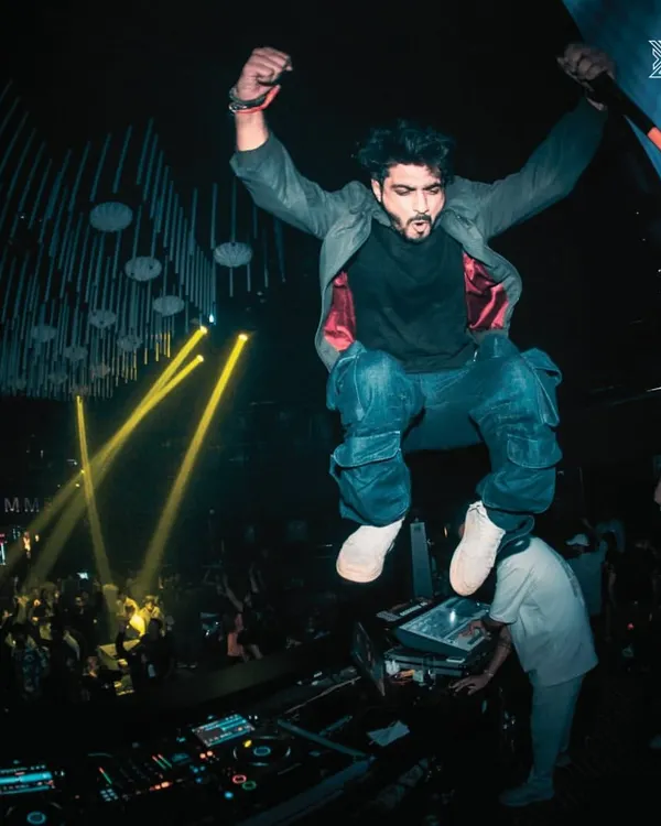 This is what it’s all about. That moment when the music, the crowd, and the energy all connect and I’m right there with you. This is more than a DJ set; it's a full-on experience.
