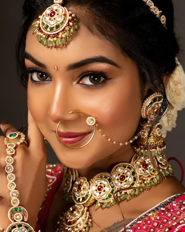 This is the kind of detail I love to capture. For this bridal beauty shoot, we focused on creating a flawless, radiant look that highlights both the intricate jewelry and the model's expressive features, all achieved with precise studio lighting.