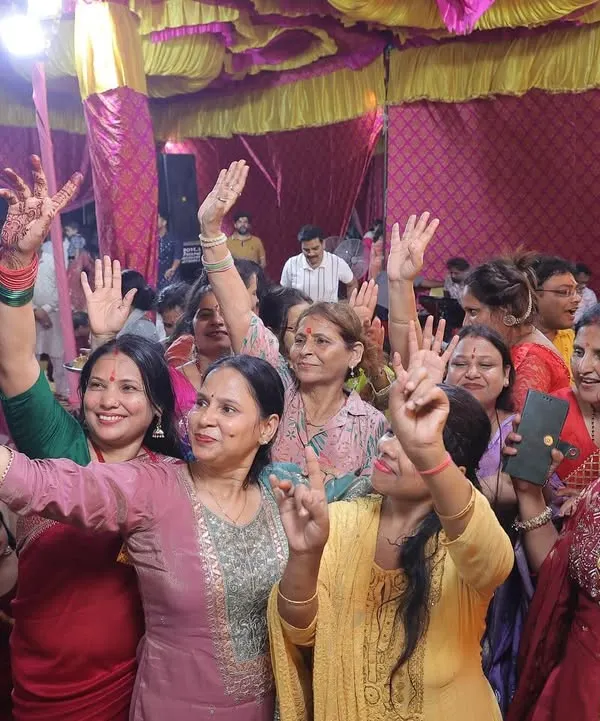 Capturing happy moments at our Khatu Shyam Ji Kirtan. Our fitness family loves coming together for selfies and celebrations.