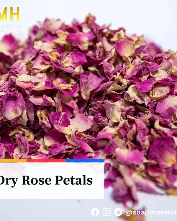 Our premium Dry Rose Petals are perfect for adding a romantic and gentle touch to your products. Use them in soaps, bath salts, or infused oils for their classic fragrance and skin-soothing properties.