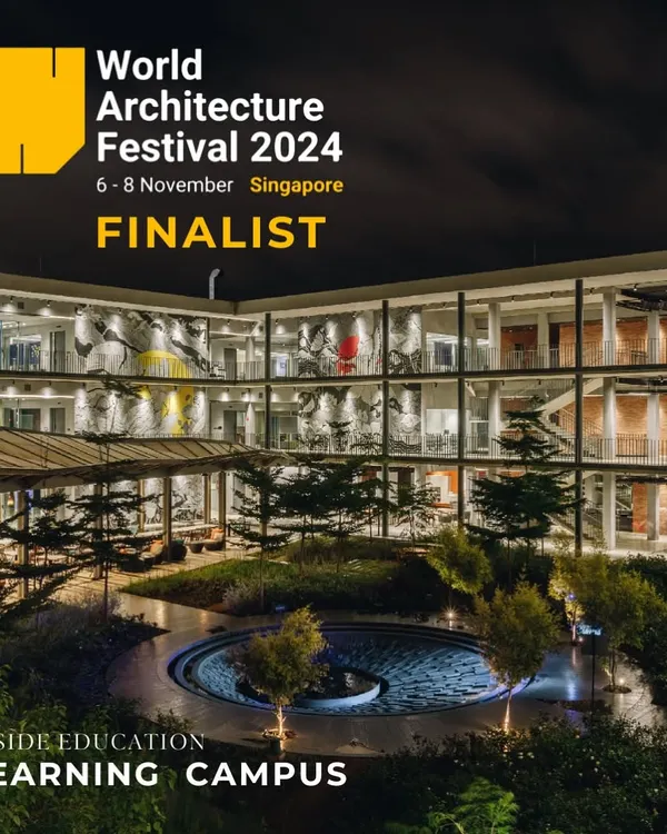We are proud to be a finalist in the World Architecture Festival (WAF) 2024 for the Bosch Learning Campus. This night view highlights the building's transparent and interconnected design, centered around a tranquil water court.