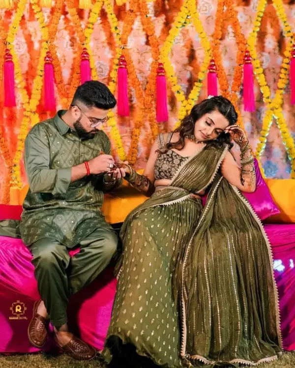 A beautiful moment from a client's mehandi ceremony. My team and I are experienced in being part of your most special days, providing intricate bridal henna while you relax and enjoy the celebration.