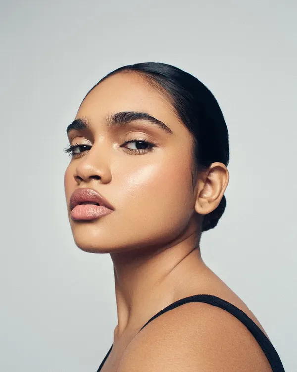 This is what I mean by 'skin-focused' makeup. It’s about creating a flawless, healthy-looking canvas that glows from within. This shot, with no heavy filters, shows how I use premium products to achieve a natural, radiant finish. ⭐️
