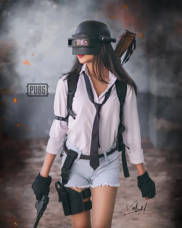 This is what happens when we bring the virtual battlefield to life. For this PUBG inspired photoshoot, we went all out with the gear, including the iconic level 3 helmet, to create a portrait that feels like a scene straight out of the game.