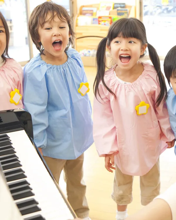 There's nothing like the joy of singing together. Our group Harmony Sessions for kids are filled with energy, helping children learn to harmonize, listen to each other, and build social skills through music.