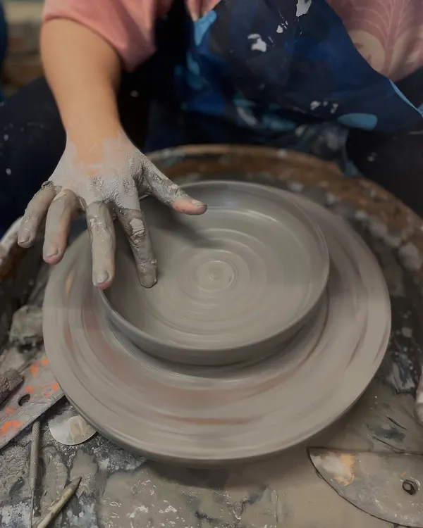 A close-up of the process. Messy hands, happy heart! This is what it's all about.