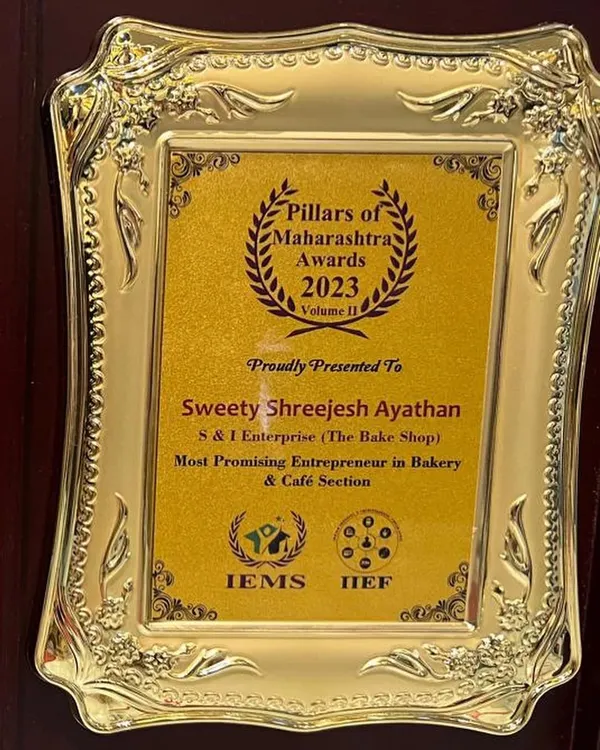 We are honored to receive the 'Pillars of Maharashtra Awards 2023' for being the 'Most Promising Entrepreneur in Bakery & Café Section'. This award is a testament to our dedication to quality and innovation.