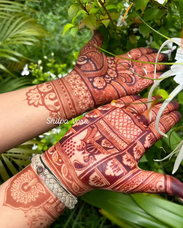 The beautiful, rich stain of a completed design. This deep reddish-brown color is the hallmark of high-quality, natural henna.