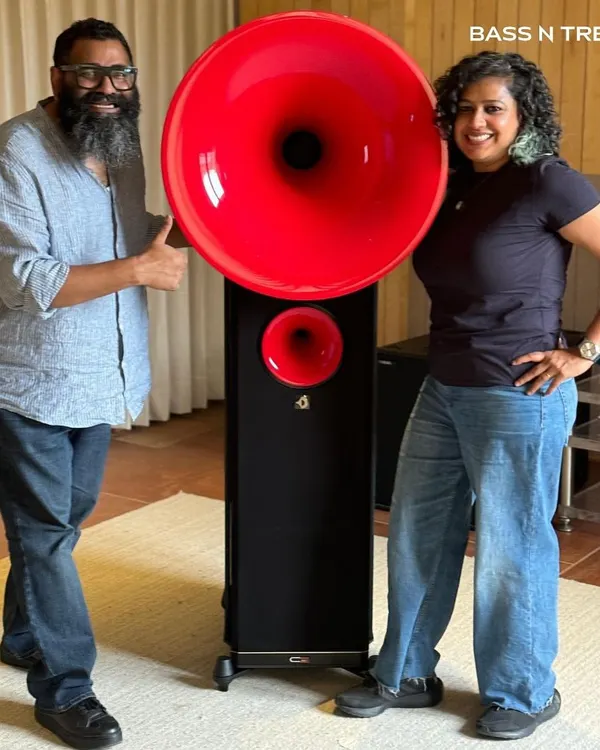 We, Jenny and Denny, with the speaker that started a new chapter for us: the Avantgarde Duo GT. Becoming the India distributor for a brand we have admired for years was a dream come true. Its horn technology delivers a sound experience that is simply unparalleled in purity and dynamics.
