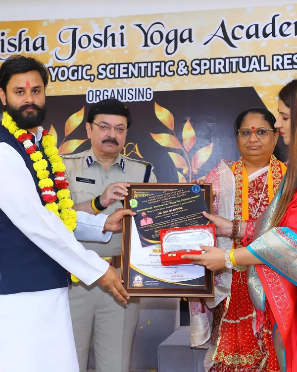 I was deeply honored to receive the Yog Ratn Award in Indore from the Nisha Joshi Yoga Academy. Such recognition reinforces my commitment to spreading the authentic teachings of yoga.