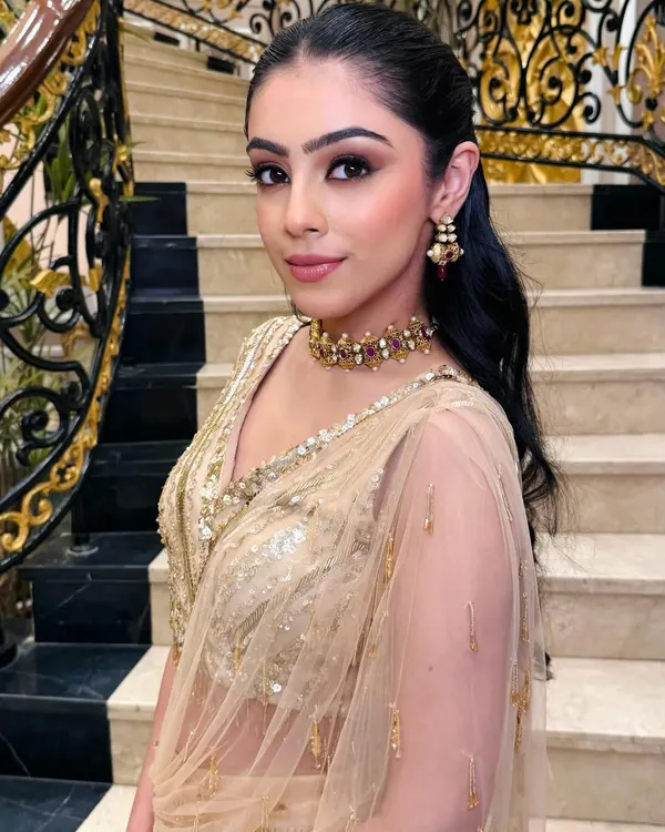 A beautiful soft glam look for an evening event. I focused on creating a flawless base and a classic winged liner to complement her elegant gold saree.