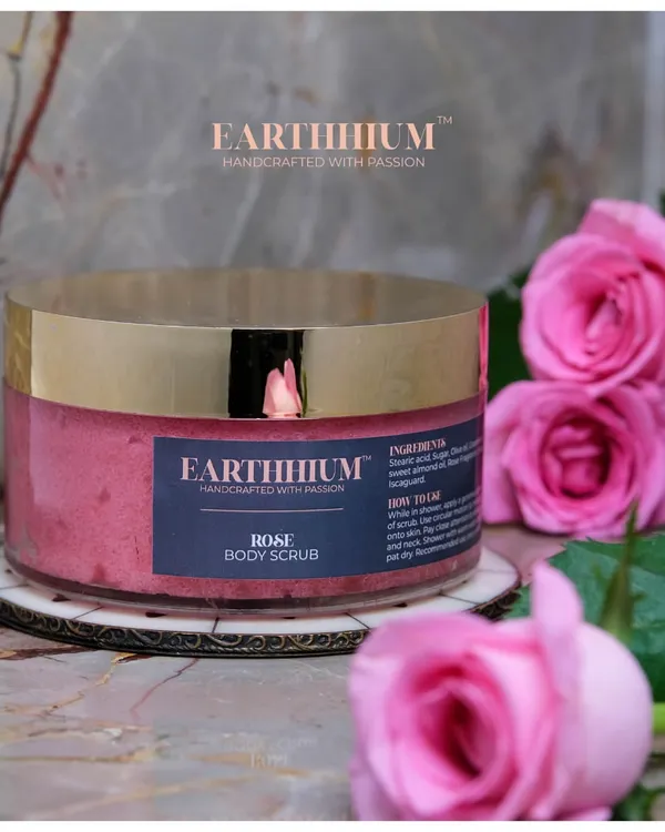 My Pink Rose Body Scrub is made to give you a radiant glow. It's packed with Shea butter and grape-seed oil to gently exfoliate and deeply moisturize your skin.
