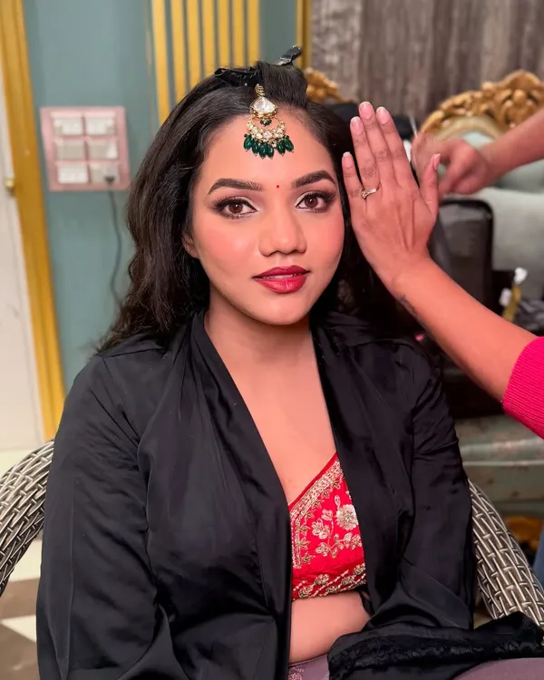 The "before" moment for bride Pragati. This is the beautiful canvas I get to work with.