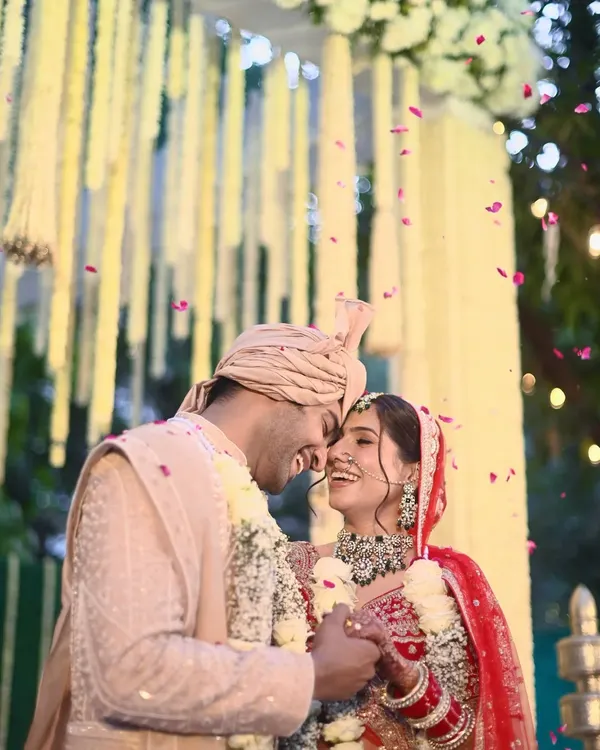 This is the moment that matters. ♥️ For Jigisha, we went for a timeless bridal look that was all about radiant skin and letting her joyful smile be the focus. It’s that perfect 'second-skin' finish that looks flawless on camera and feels amazing in person.