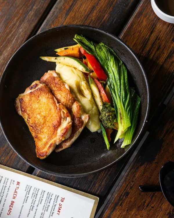 As the rain taps on the windows, a dish like my Grilled Chicken with buttery mashed potatoes and warm jus feels just right. It’s comfort on a plate, perfect for a slow lunch with good company.