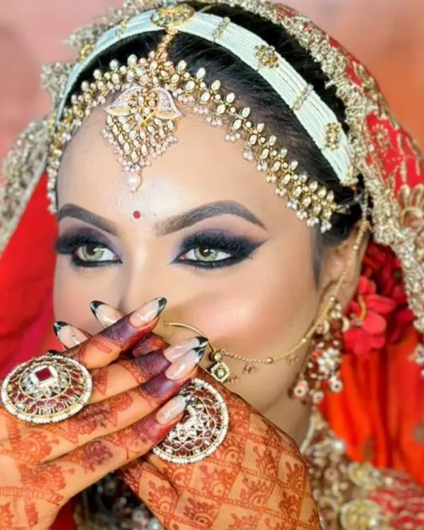 A close up of the bold, kohl-rimmed smokey eye for a traditional bridal look. My focus is always on creating sharp, captivating eyes that speak volumes, paired with perfectly shaped brows to frame the face.