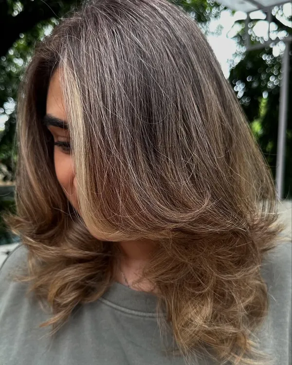 A closer look at our "Vanilla Butter Cream" creation. The blend of cool and warm blonde tones creates this beautiful, dimensional look.