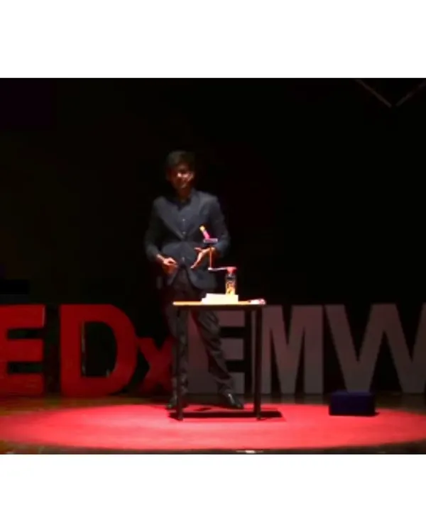 On the iconic red circle, giving my TEDx talk. It was a privilege to share my thoughts on creativity, fear, and how the principles of magic can apply to our everyday lives.
