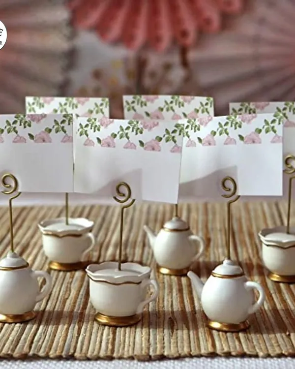 An elegant name card holder can provide a personalized and memorable experience for your guests. These versatile teapot and teacup holders add a touch of whimsy and charm to any table.