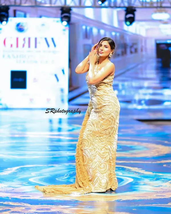 Capturing the showstopper moment on the runway for celebrity Sana Khan. This is the energy I bring to fashion event photography, freezing that perfect moment of glamour and confidence.