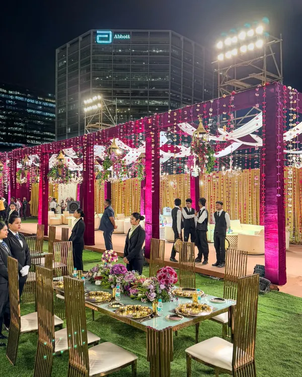 We specialize in creating grand, opulent settings for large-scale corporate events, like this outdoor gala we catered for Abbott. Our team ensures every detail, from the decor to the service, is executed flawlessly.