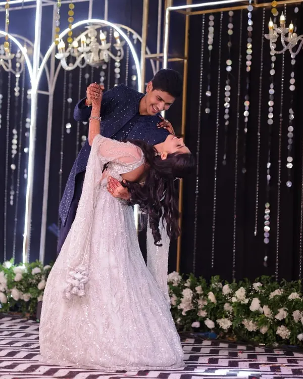 This is the moment every couple dreams of. For my own wedding, we wanted a first dance that was both elegant and full of joy. I work with couples to capture their unique chemistry in a romantic dance routine they will never forget.