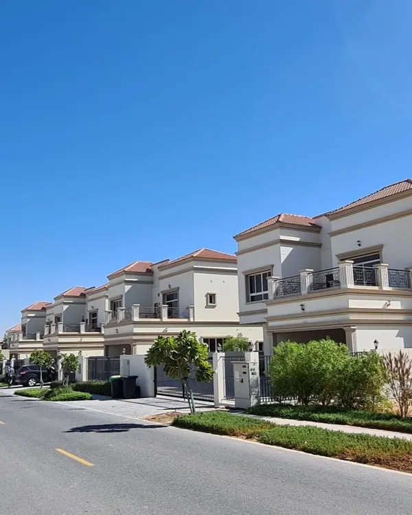 We secure entire residential communities with a combination of electronic and manned security systems. Our solutions for gated villas include automated boom barriers, access control for common areas, and comprehensive video surveillance for overall safety and deterrence.