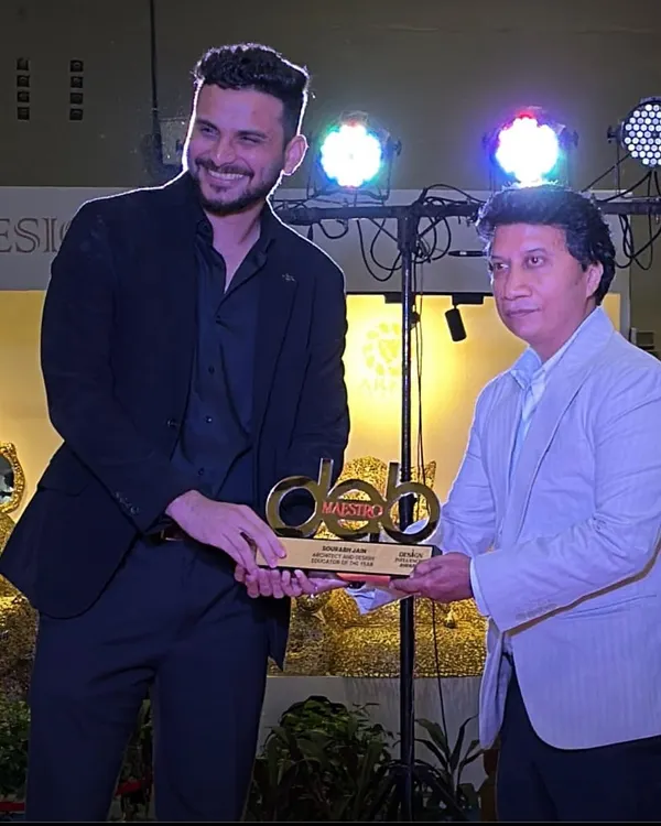 I was so honored to receive the Best Design Educator Award at Darc Build. This is a testament to our mission at HoumeIndia of making life better through practical and accessible design advice. It was wonderful to share the stage with so many talented creators in the Indian design community.