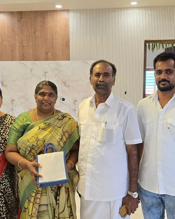 We are honored to have earned the trust of another wonderful family. Here we are with our clients at the handover of their newly designed home in Coimbatore.