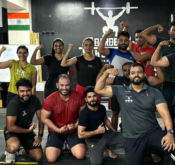 The morning batch at Barbellhouse is more than a group, it's a team. We push each other, celebrate our progress, and share the commitment to getting stronger every single day.