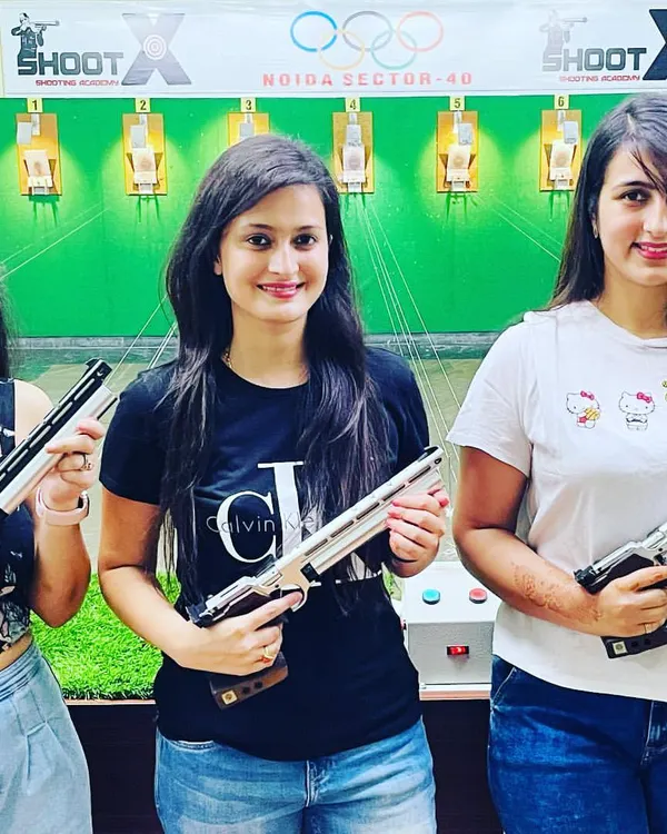Looking for a new and exciting activity? Our shooting range is a great place for friends to come together, learn the basics of handling an air pistol, and enjoy a friendly competition.