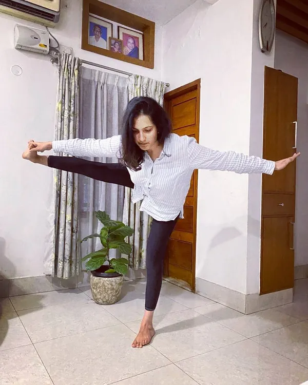 My lines aren’t quite perfect here, and honestly, my motivation vanished after two tries. I realized I'd rather be eating noodles. I keep it real because yoga isn't about perfection; it's about showing up.