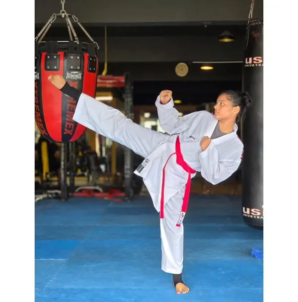 A powerful side-kick demonstration by one of our dedicated students. Perfect form and technique are at the core of our Shito-Ryu karate training.