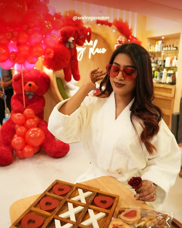 A guest enjoying our Valentine's setup. I believe self-care is the best form of love, and it's wonderful to see my guests embracing their 'me time' at Sorin.