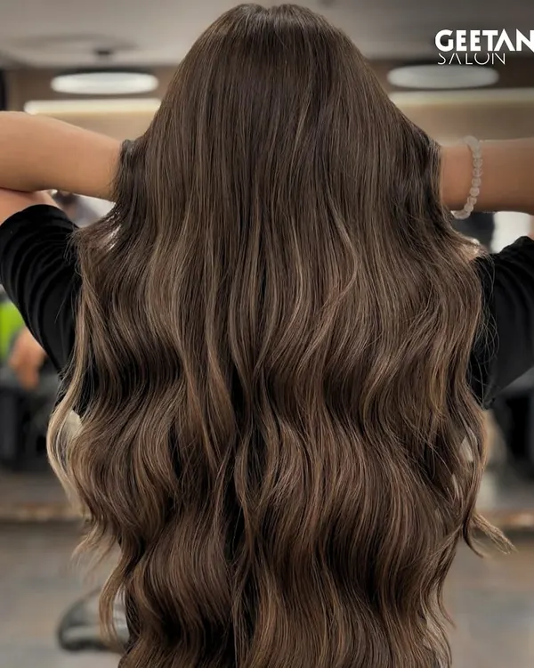 Mocha Mousse, the colour of the year. This creamy, coffee-inspired hue gives the perfect mix of sophistication and warmth.