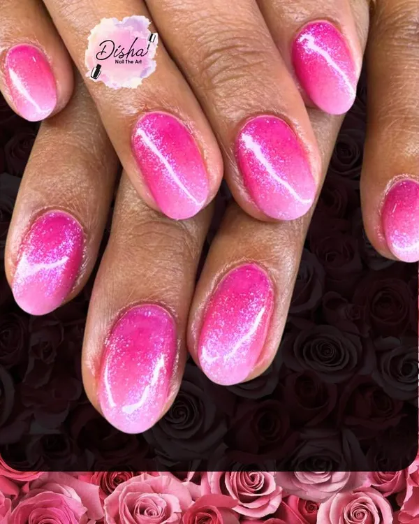 Rosé vibes on your fingertips. This beautiful pink cat eye effect creates a soft, shimmery gradient that catches the light perfectly.