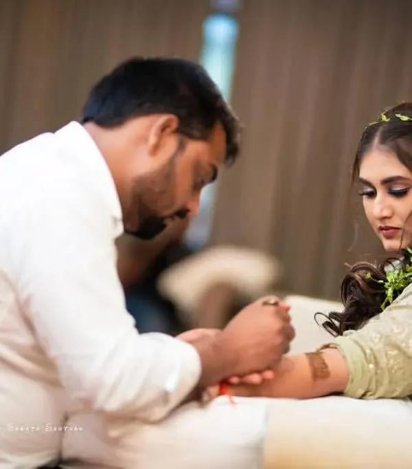 Me, completely focused on applying a bridal mehandi. Every bride is special, and I make sure her mehandi is perfect.